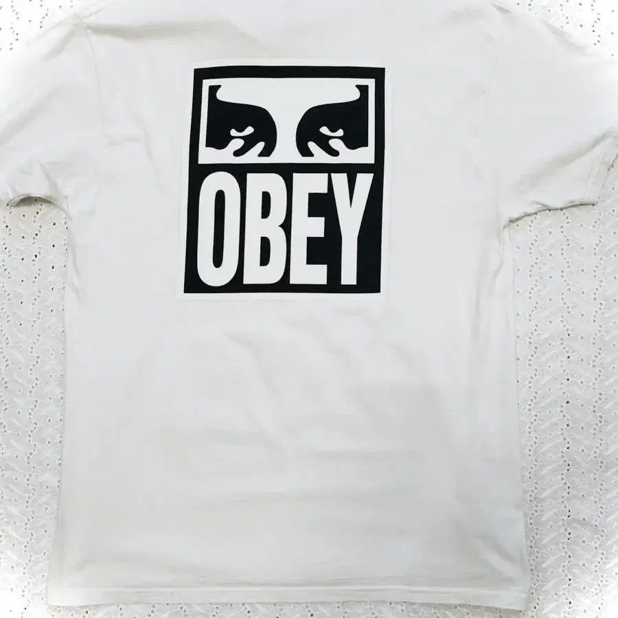 OBEY 오베이 빅로고 반팔 티셔츠 L