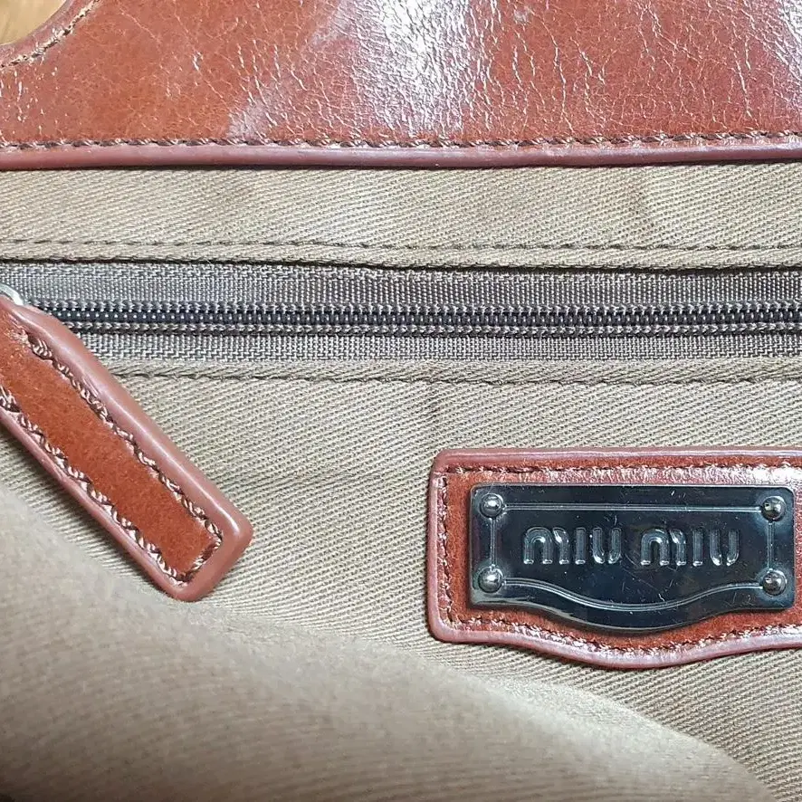 MIU MIU VINTAGE 가죽 토트백