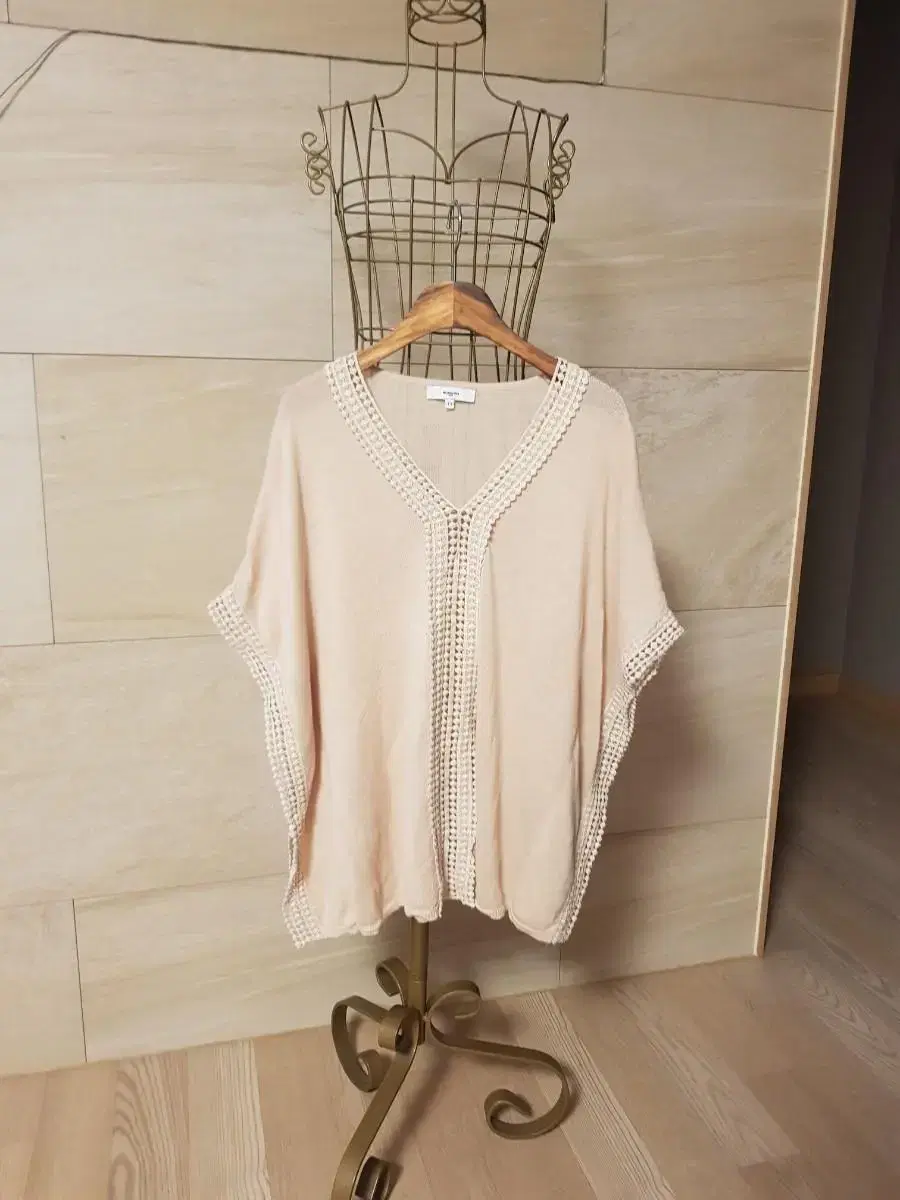 [55] Sunku Embroidery Linen Knit