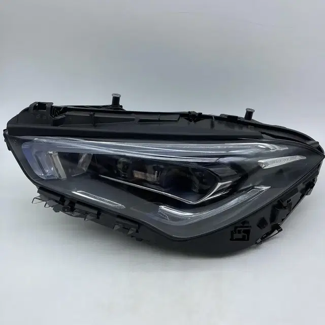 벤츠 CLA W118 C118 멀티빔 LED 중고 헤드라이트 운전석