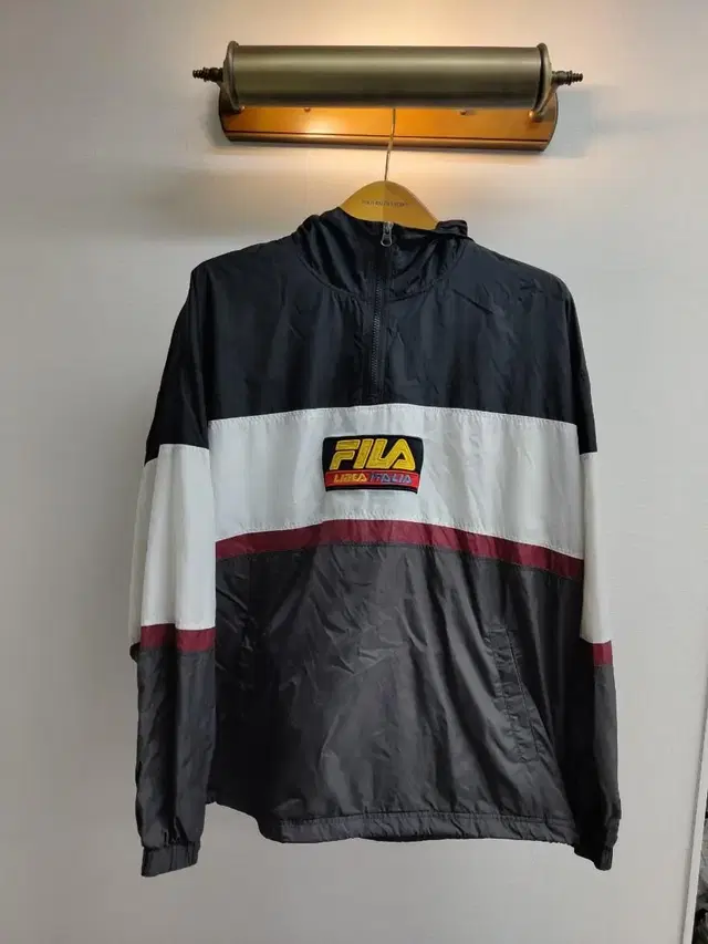 XL)FILA 필라 아노락 바람막이 팝니다