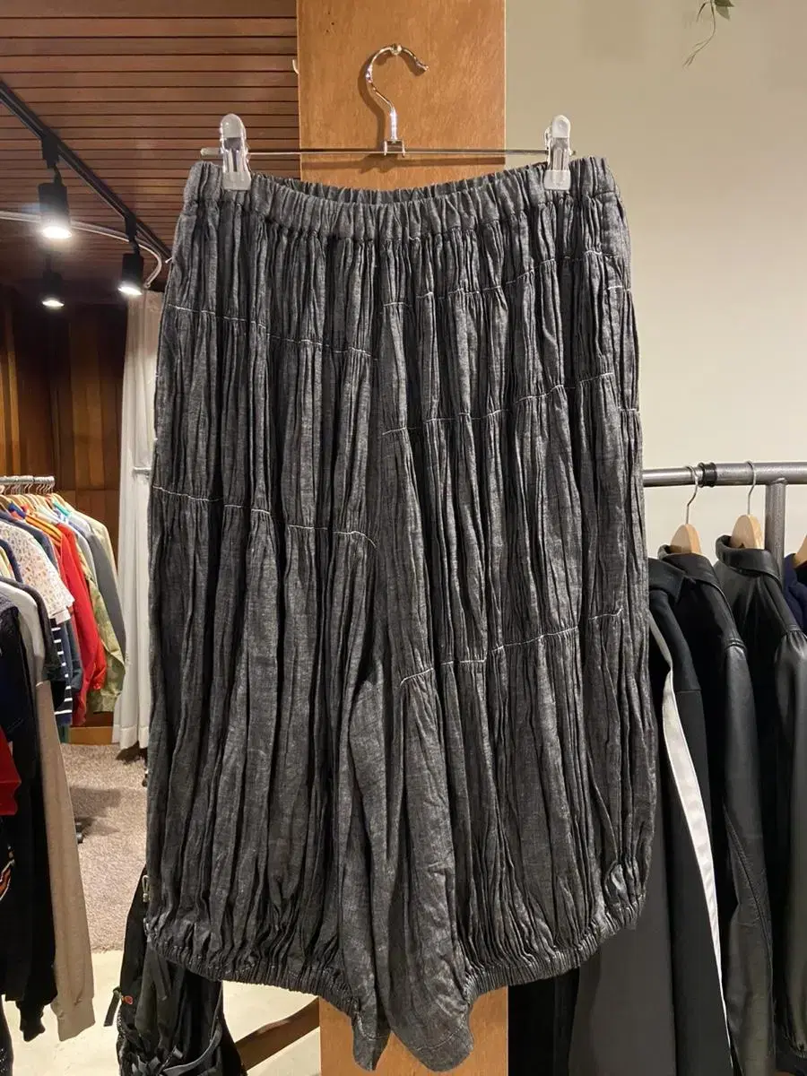 Tricot Comme des Garçons pants