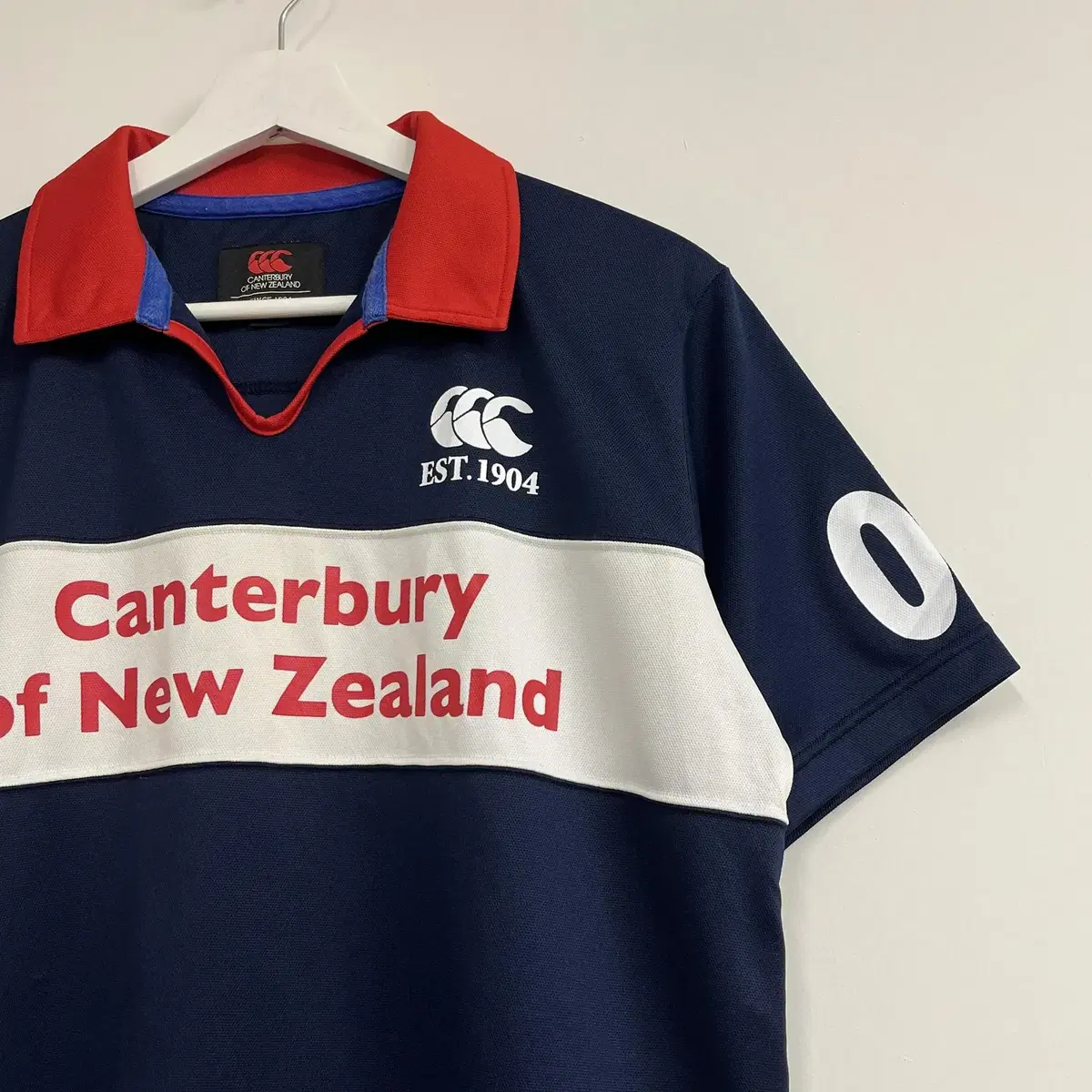 CANTERBURY rugby jersey