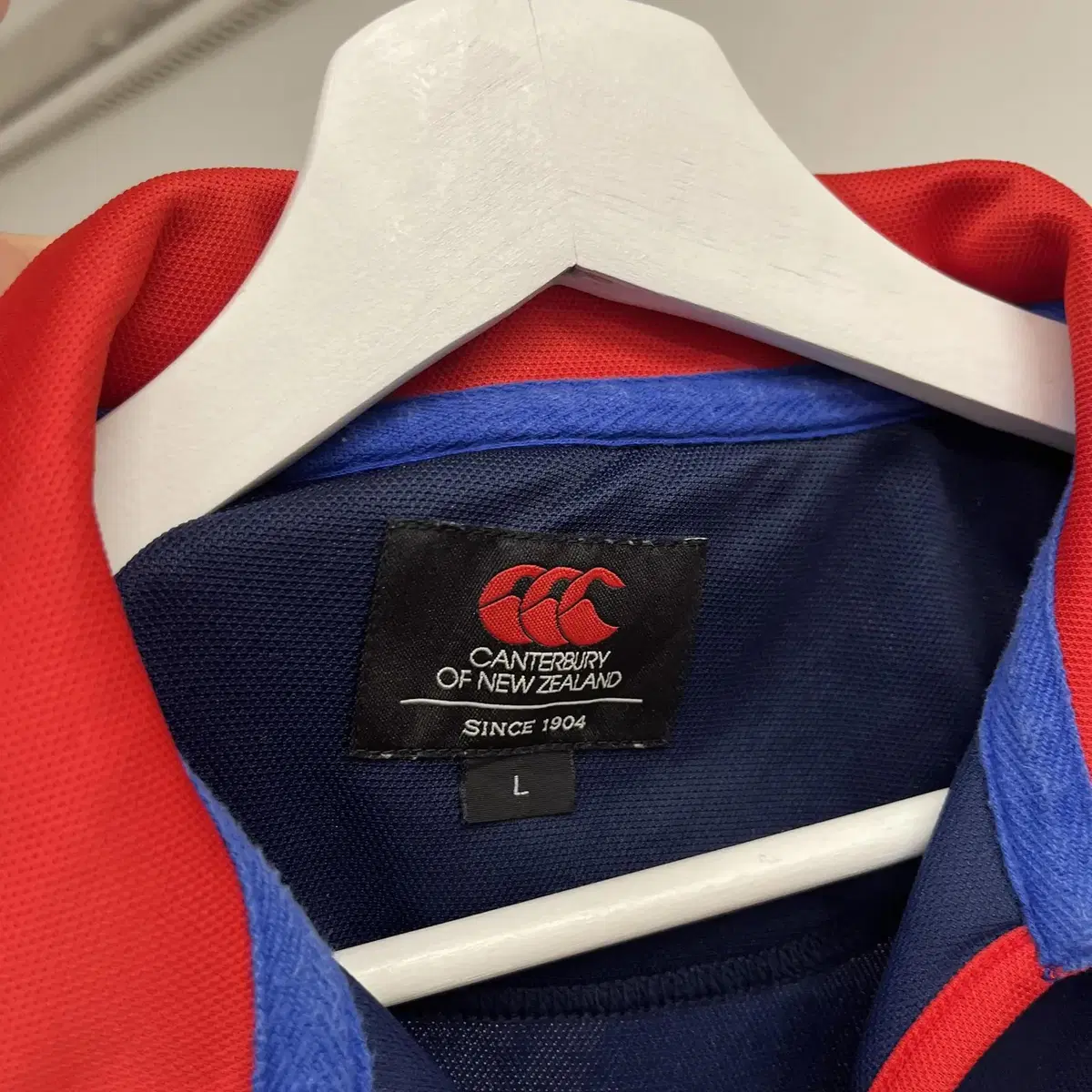 CANTERBURY rugby jersey