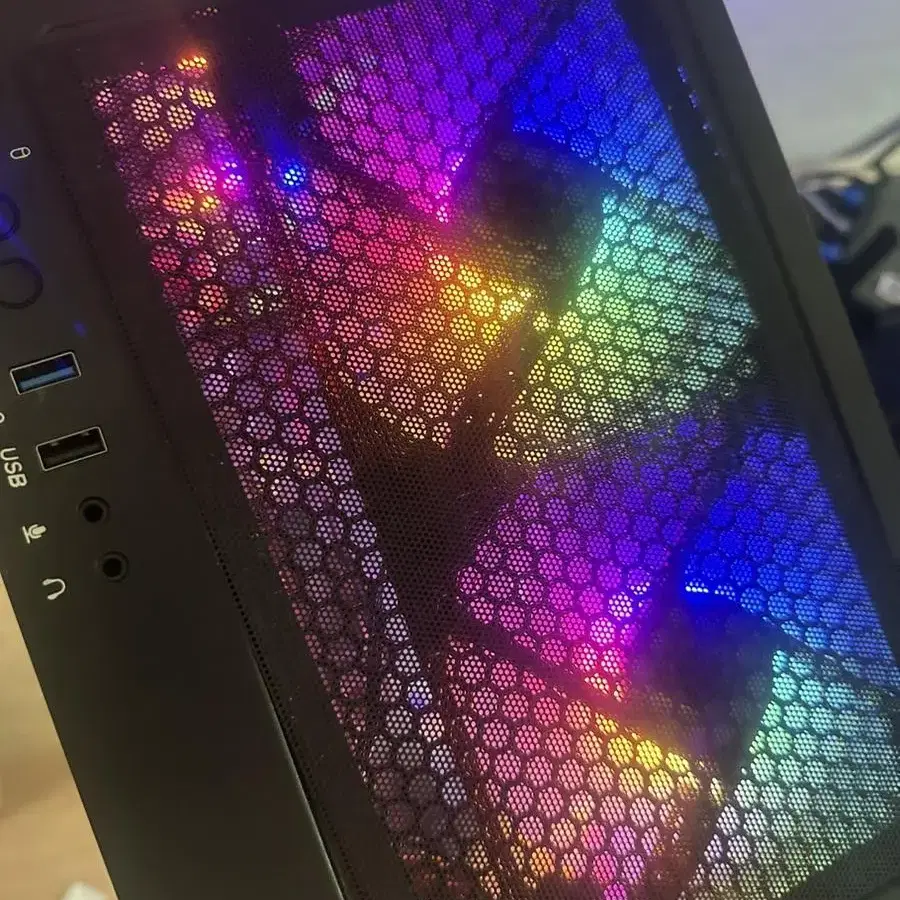 i7 7700k. RTx3060본체판매