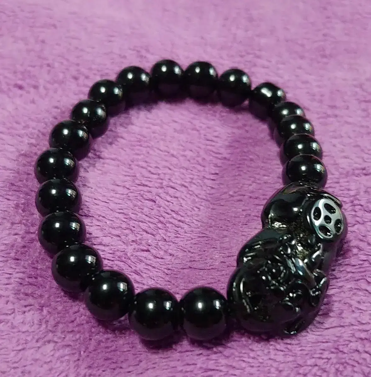 Women's bracelet