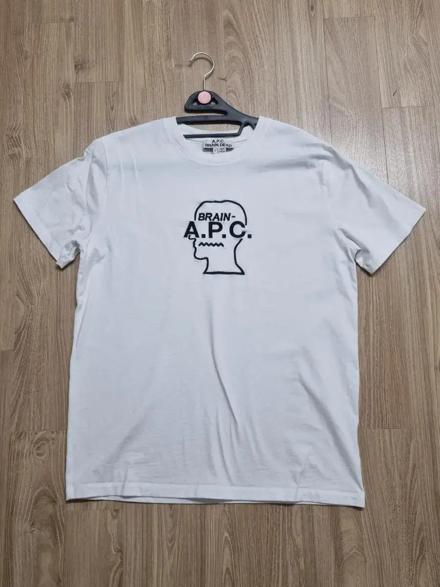 APC Apache Brain Logo Tee Vahn White Men's Size M