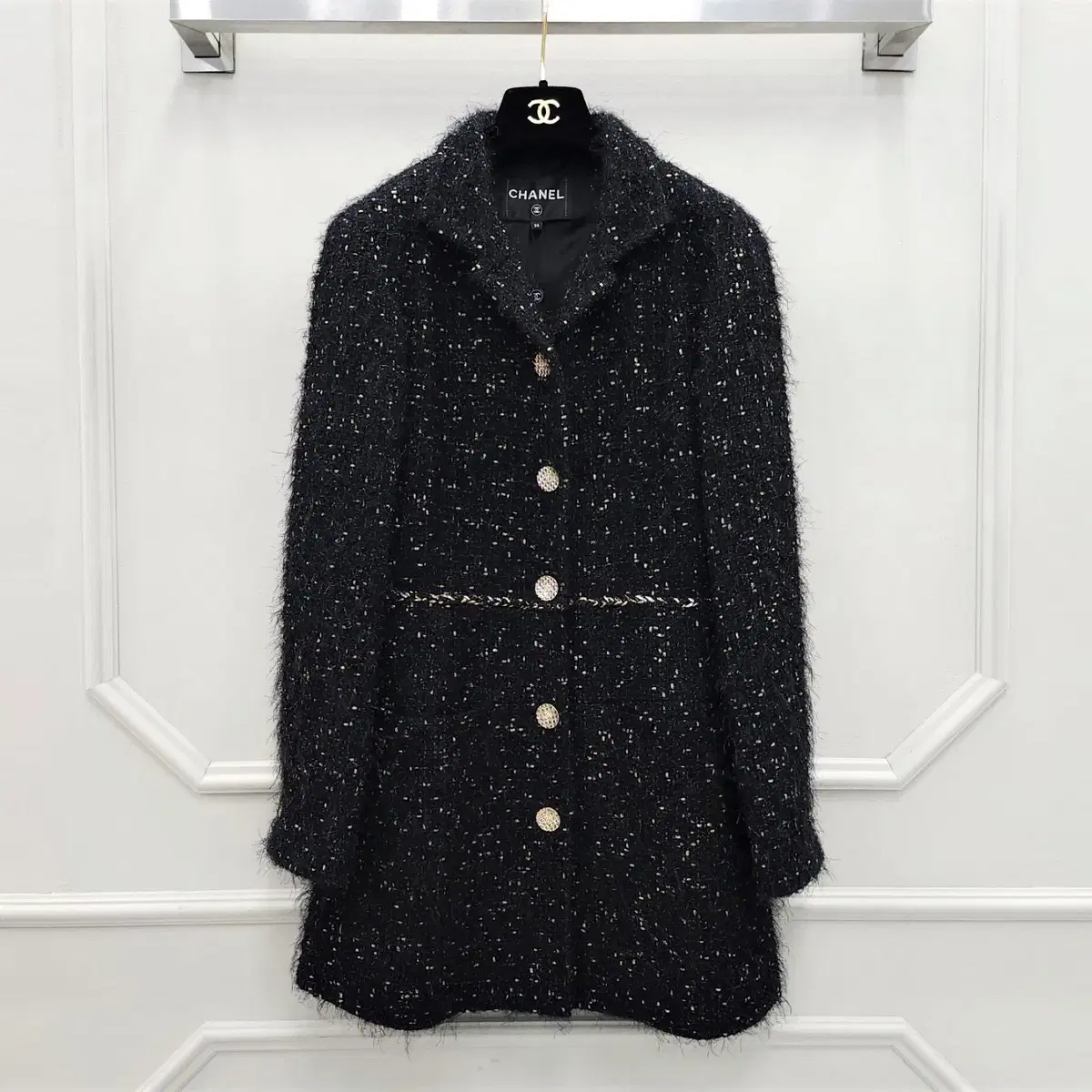 34 / Chanel new season iridescent tweed coat