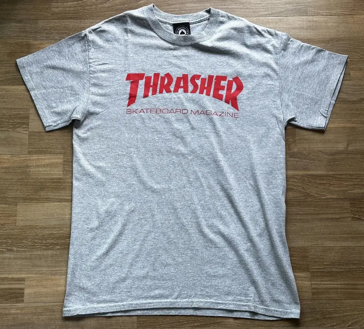 THRASHER 헤더그레이 티셔츠