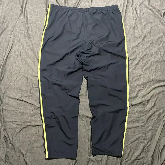 ADIDAS Track Pants Sz L