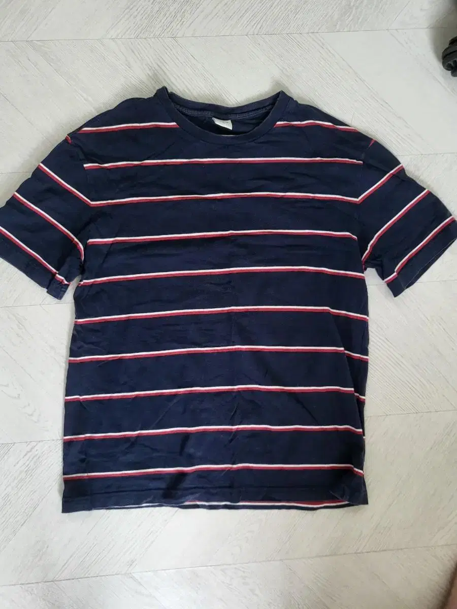 Folham Navy Red Stripe Vahn Tee