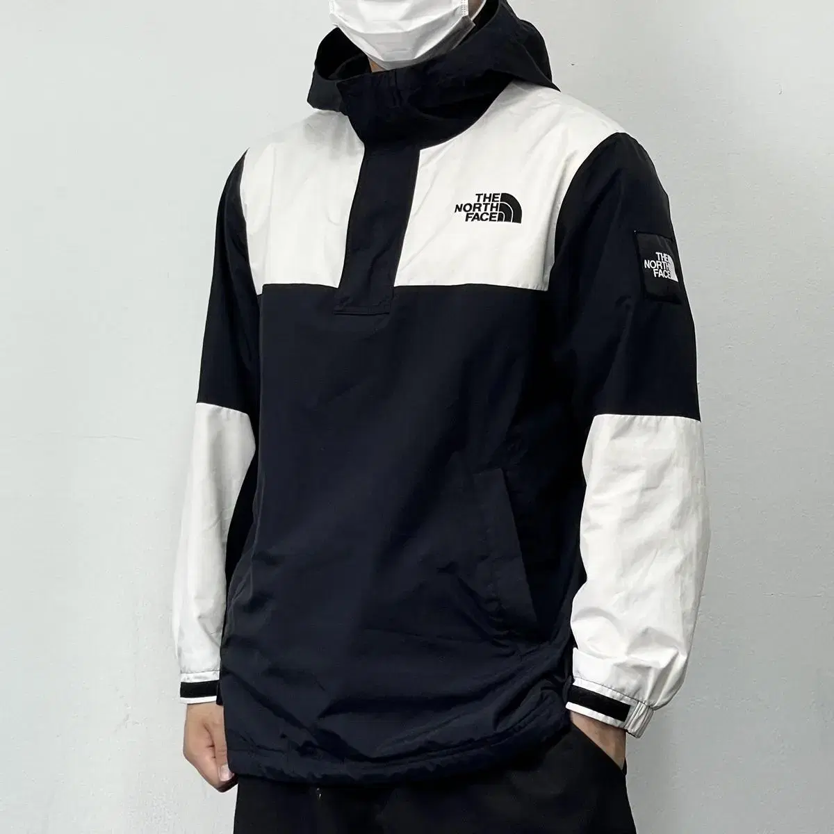 The North Face White Belly Oreo Colorblocked Hooded Anorak Jacket