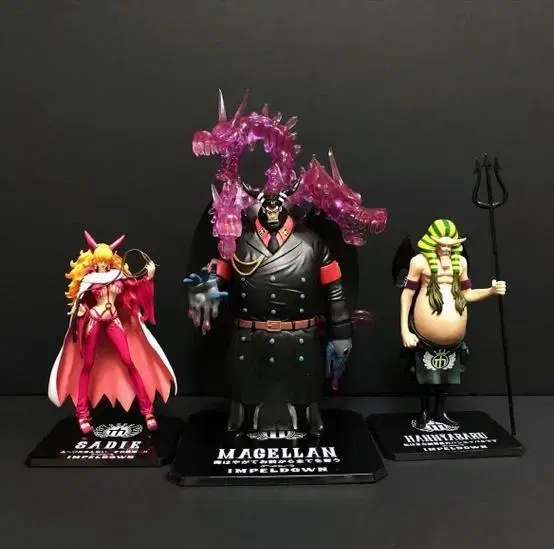 ONEPIECE Impel Down Cadre Figures in Bulk