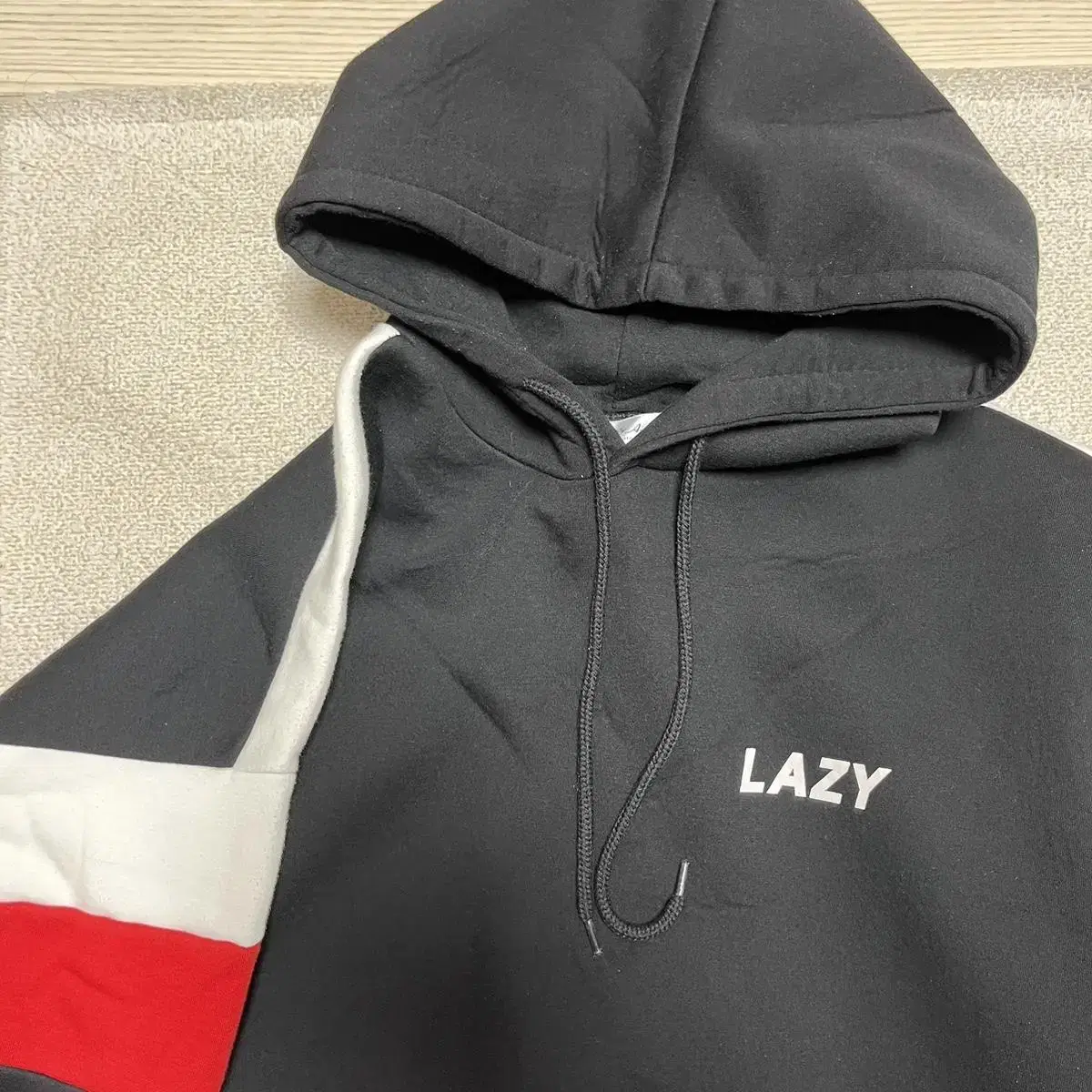 Lazy 후드티