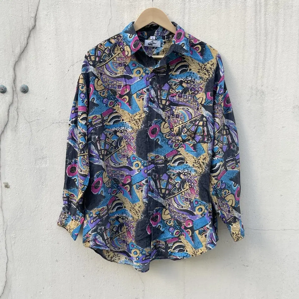 90s vintage silk abstract pattern shirts