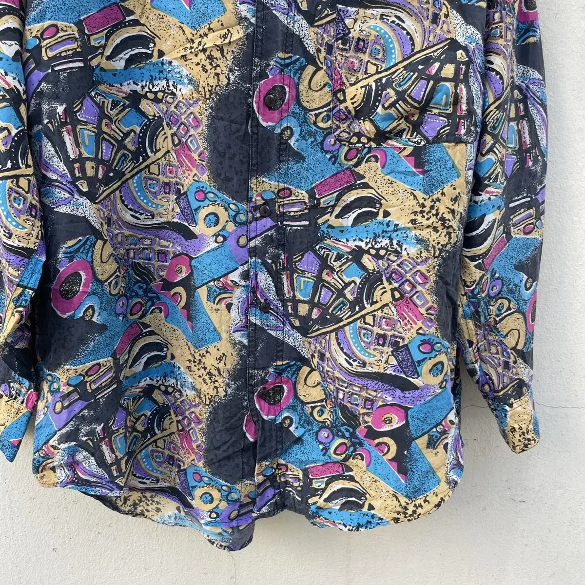 90s vintage silk abstract pattern shirts