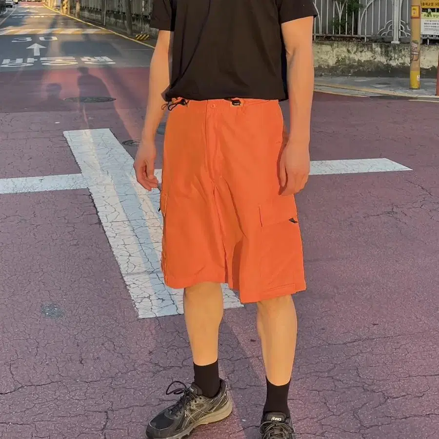 90s vintage ripstop orange cargo shorts