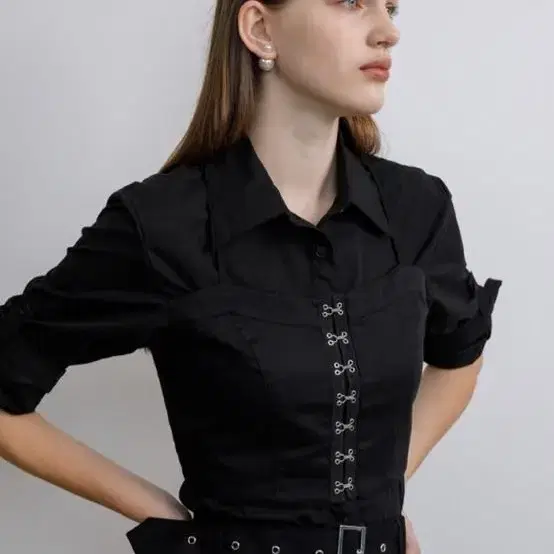 리맨티스트 셔츠 Layered bustier hook shirt