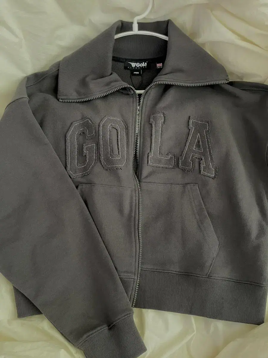 GOLA 후드집업