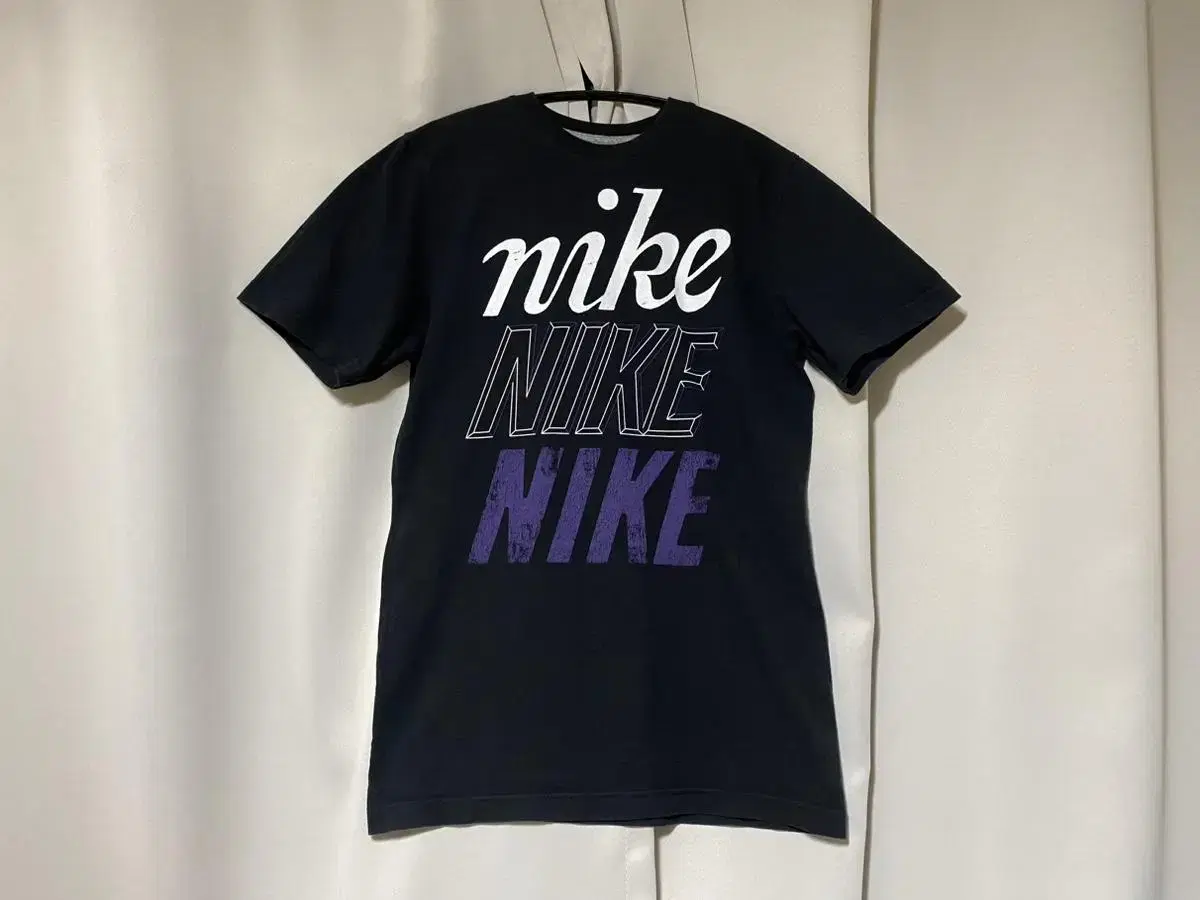 Nike Graphic Short Sleeve T/S size