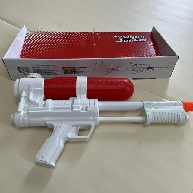 슈프림 물총 super soaker