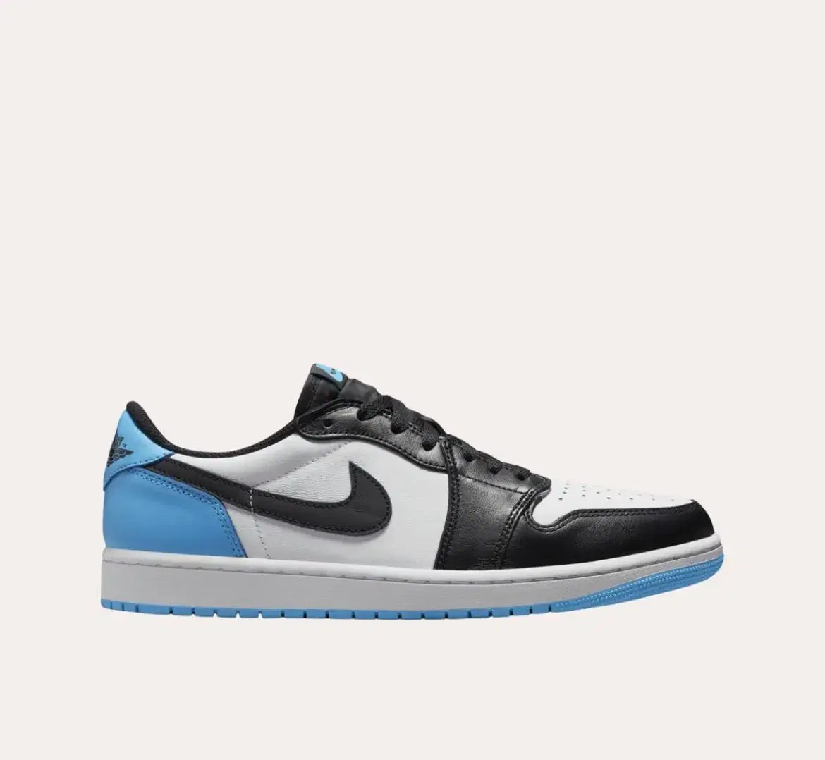 Jordan 1 Retro Low 0G Black and Dark Powder bloo size 250