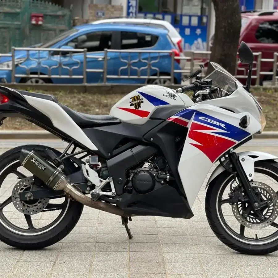 혼다 cbr 125cc 2014년식 연락주세요