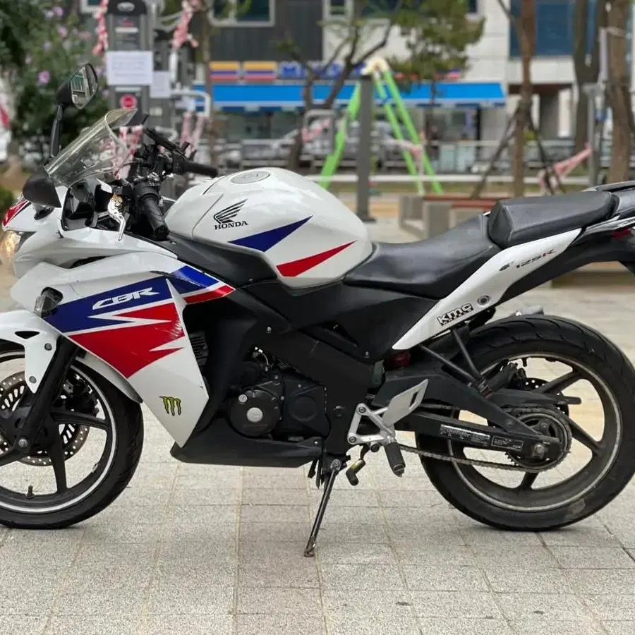 혼다 cbr 125cc 2014년식 연락주세요