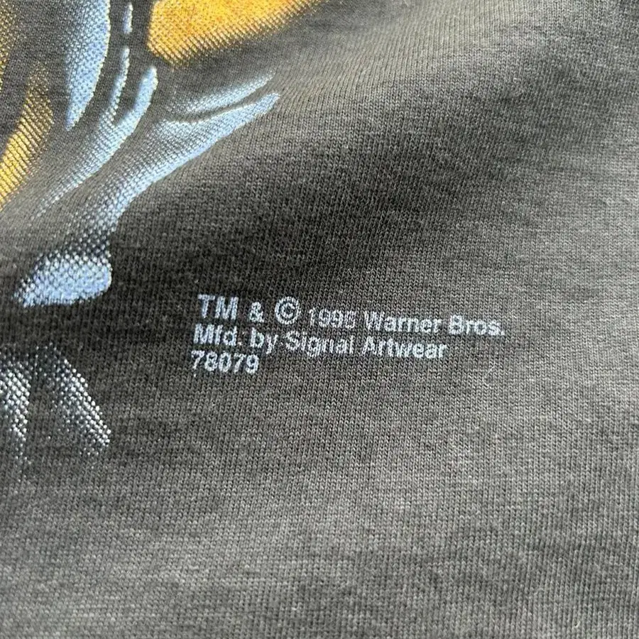 90s warnerbros taz Tee