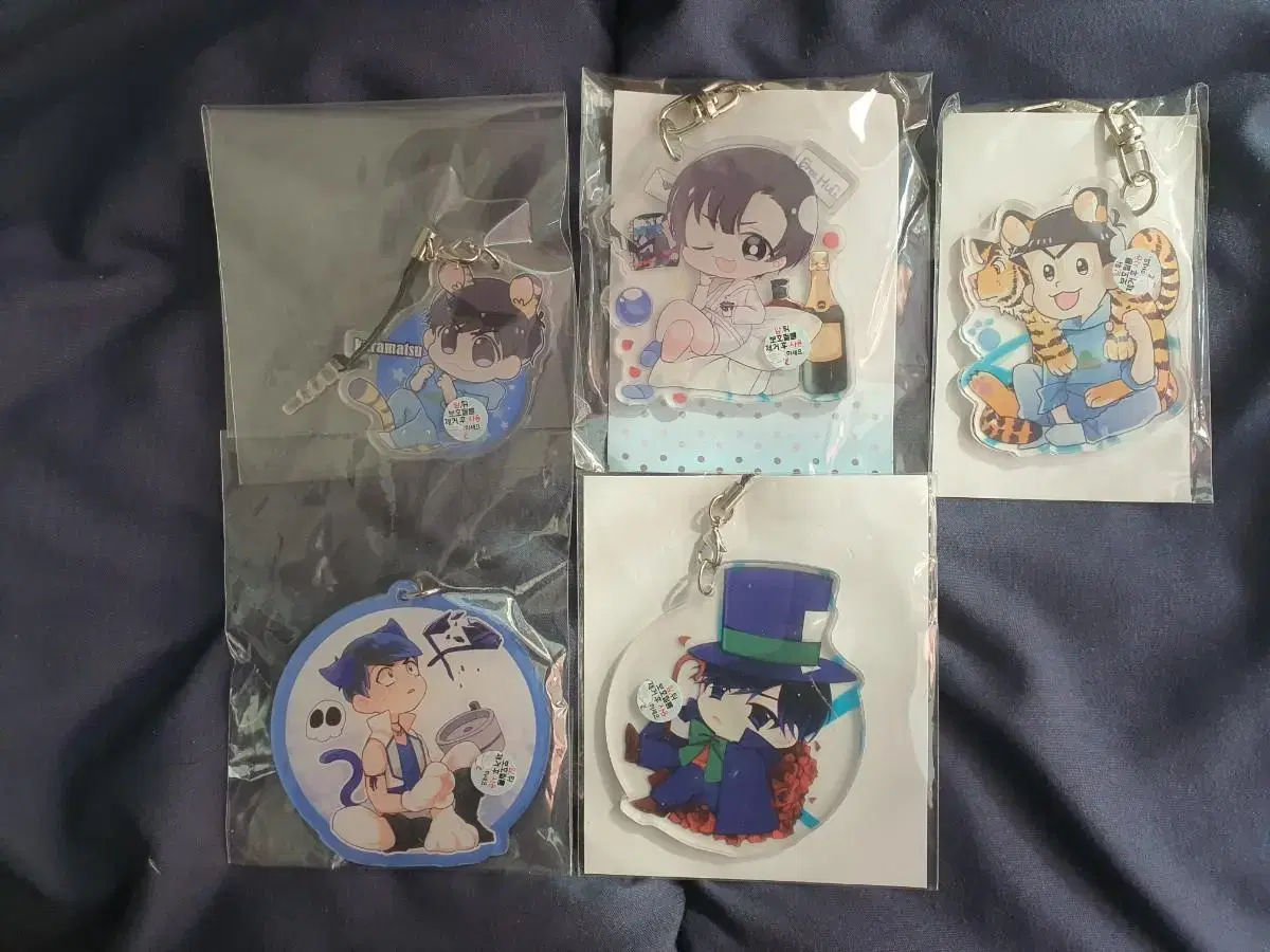 Osomatsu-san Karamatsu keyring unofficial goods