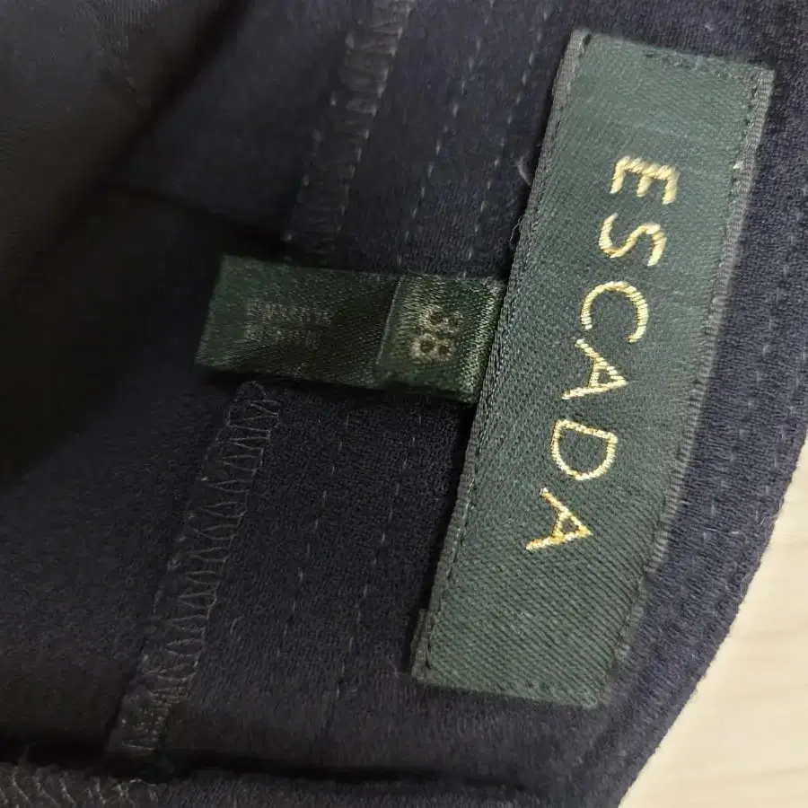 정품) 에스까다 (ESCADA)   여자 모 바지 슬렉스