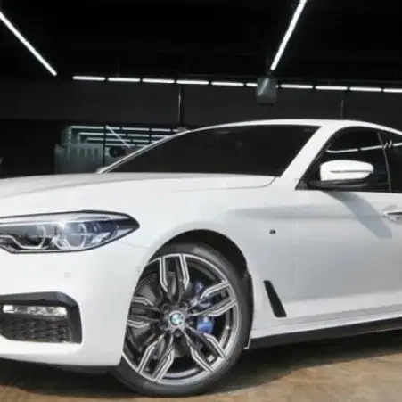 (새제품)bmw g바디용 m7스타일 건메탈폴리시 한대분 판매