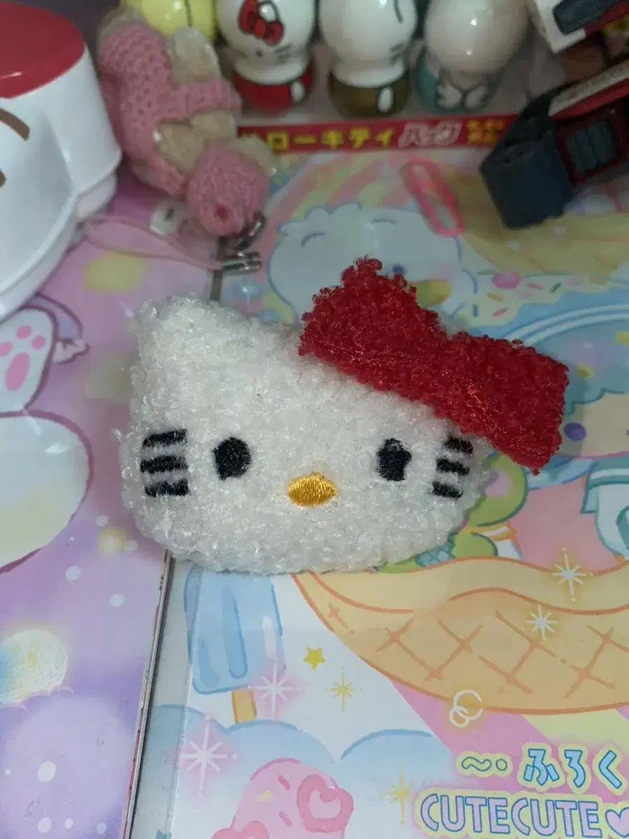 Kitty doll Badge