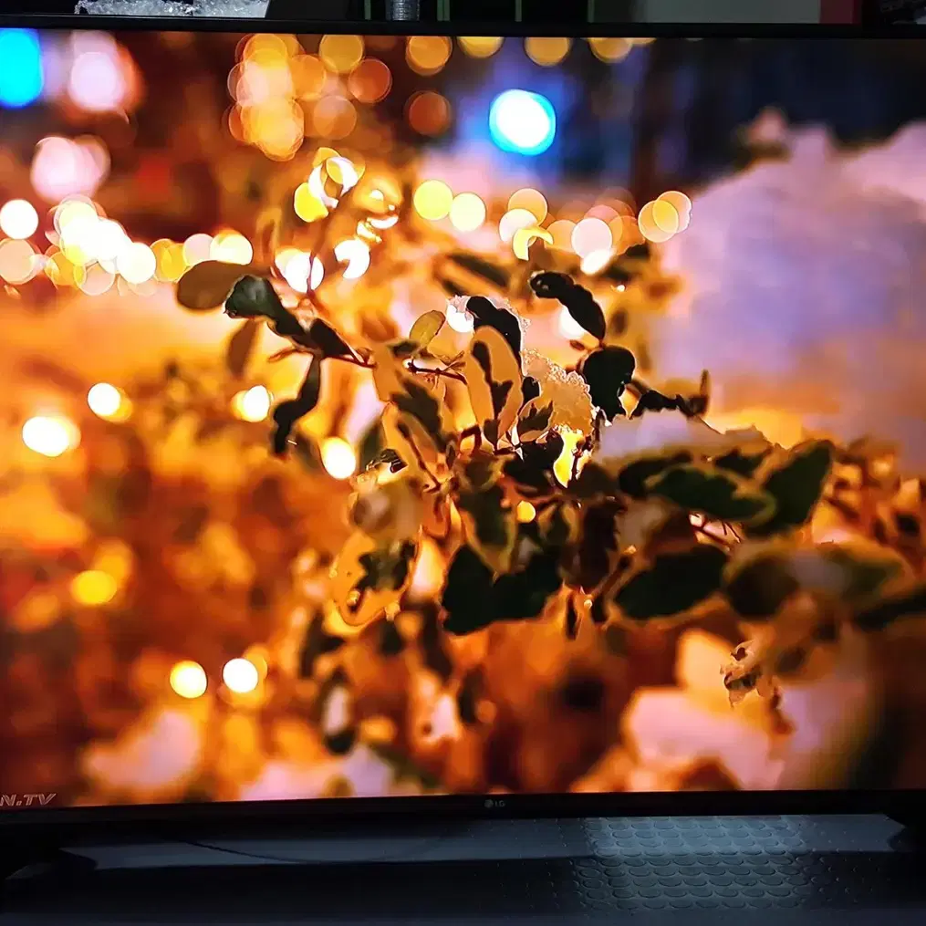 엘지 65인치 UHD TV 팜니다. 65UF7700  스마트TV