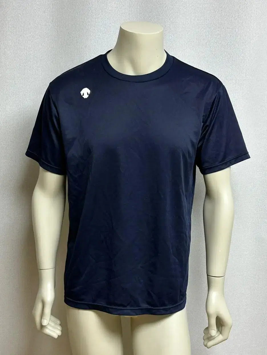 Descent Functional Short-Sleeved T-Shirt (L) (Navy)