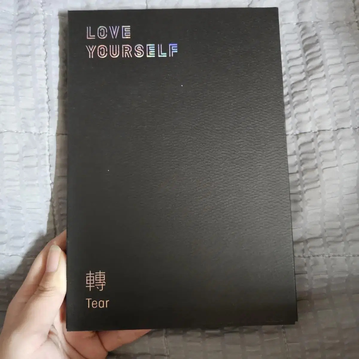 album, LOVE YOURSELF TEAR 'U'