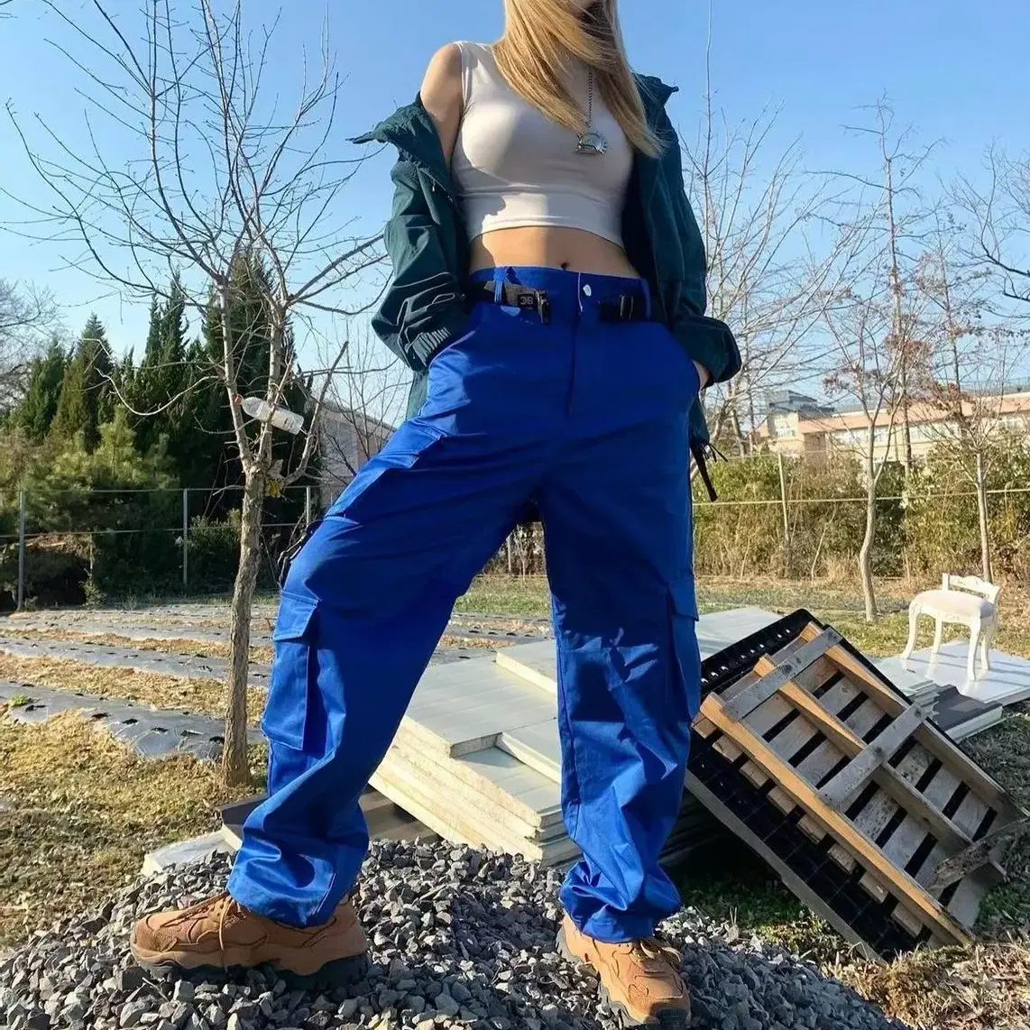 blue cargo pants