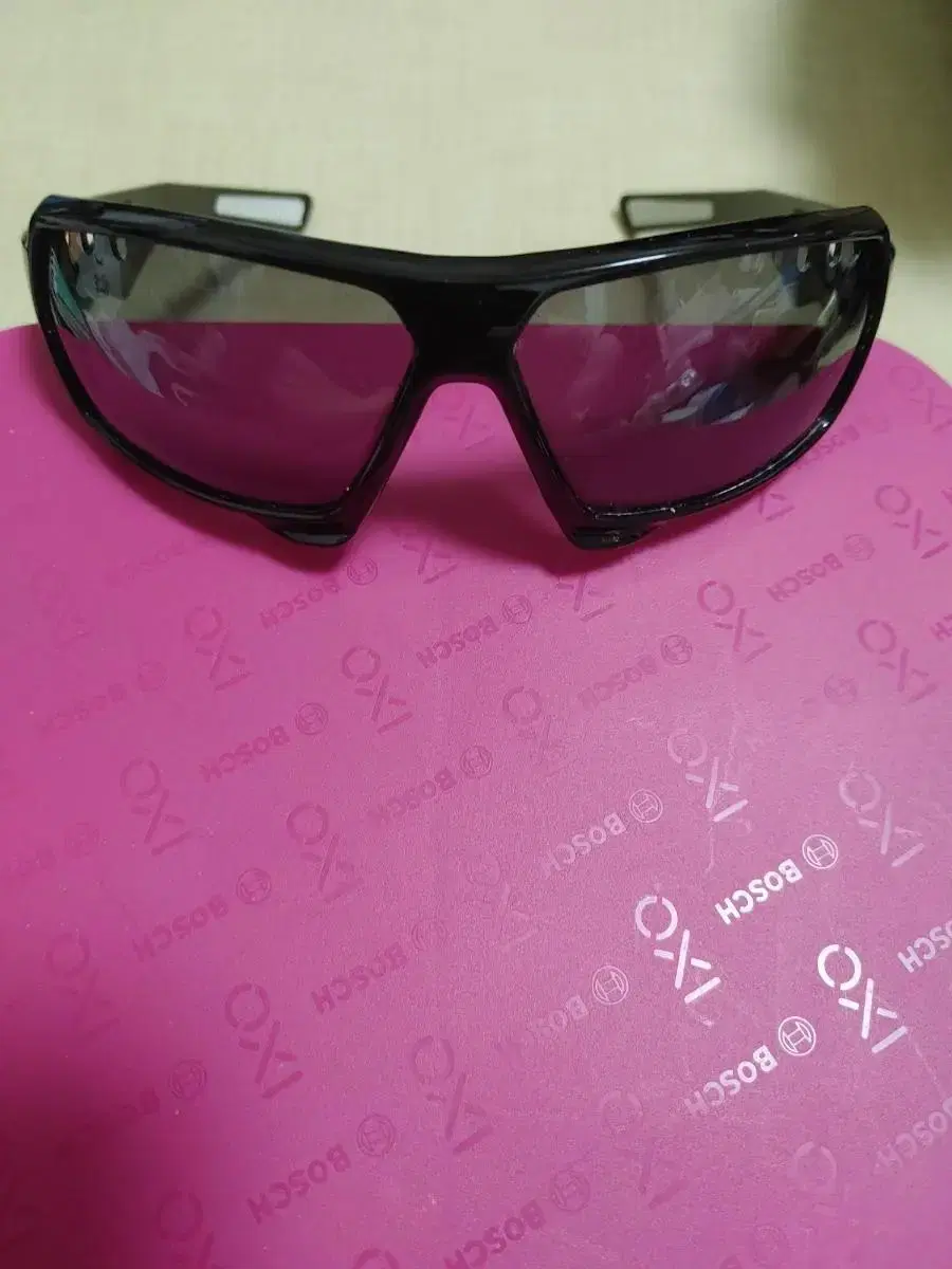 X-Line. New product. 40,000.