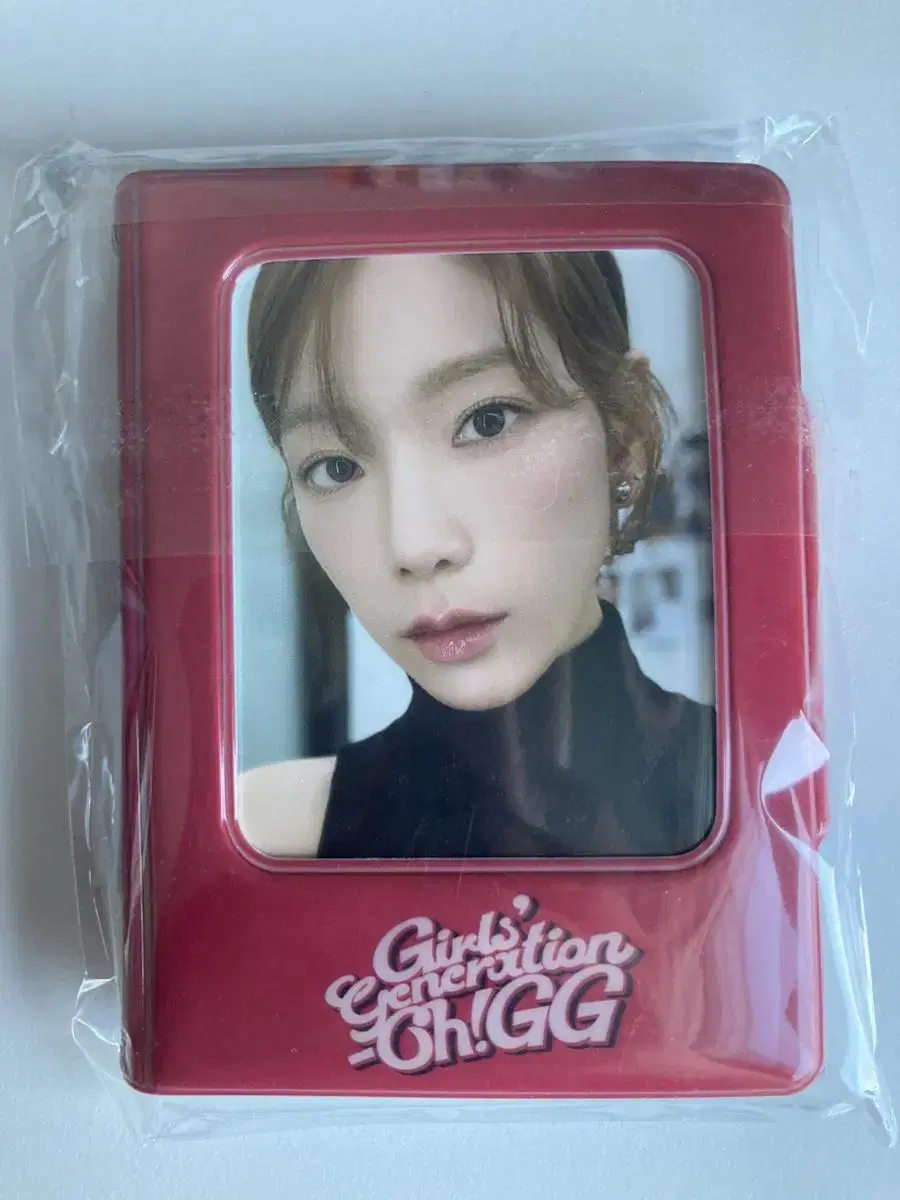 Taeyeon 2023 season's greetings collectbook (photocard included) WTS