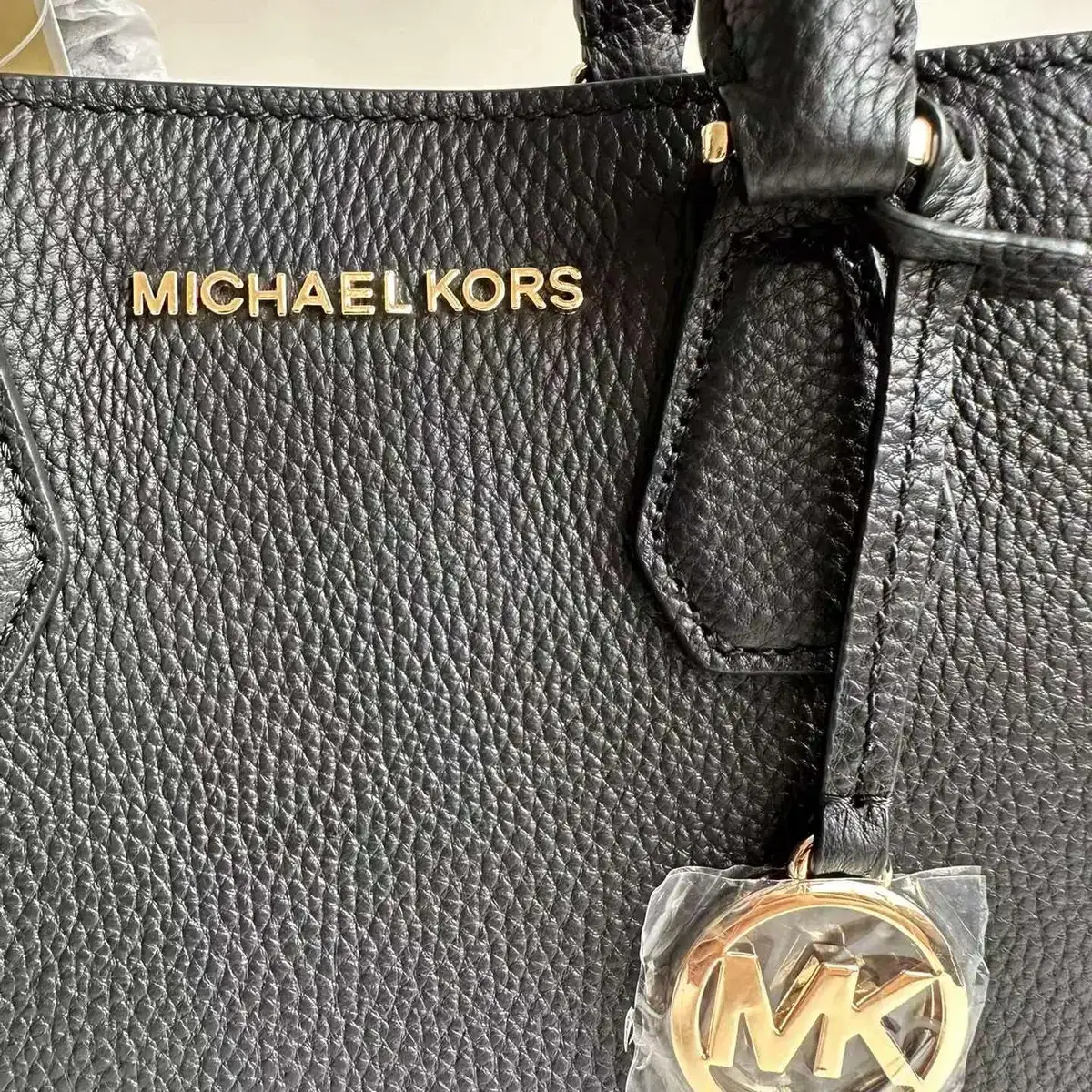 Michael Kors Camille Mk 시그니처 가죽 스몰 사첼메신저