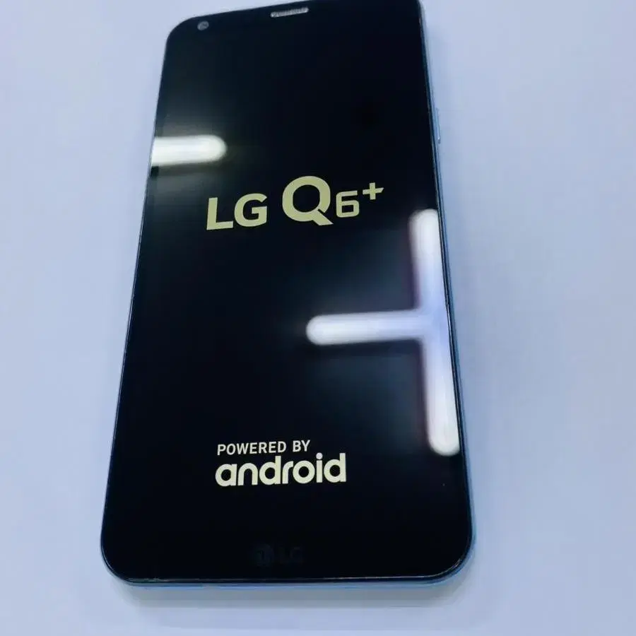 LG Q6+ 깔끔한 A급 공기계 알뜰폰 게임폰 네비 X600