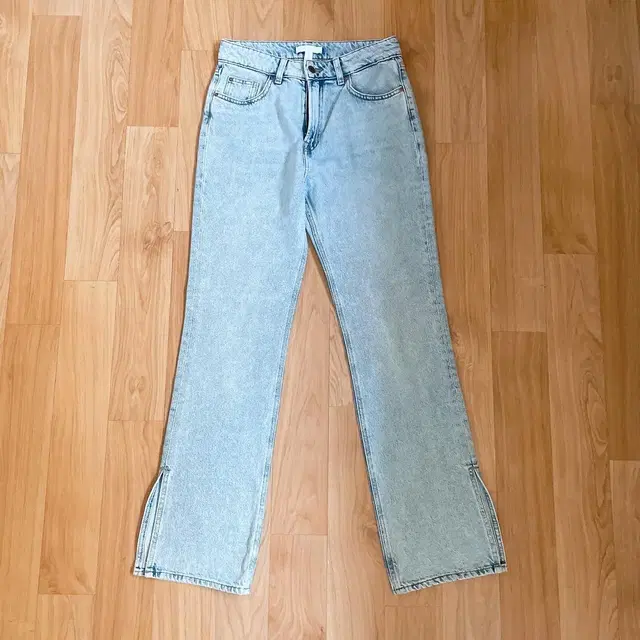 h&m straight high split jeans 36 새거