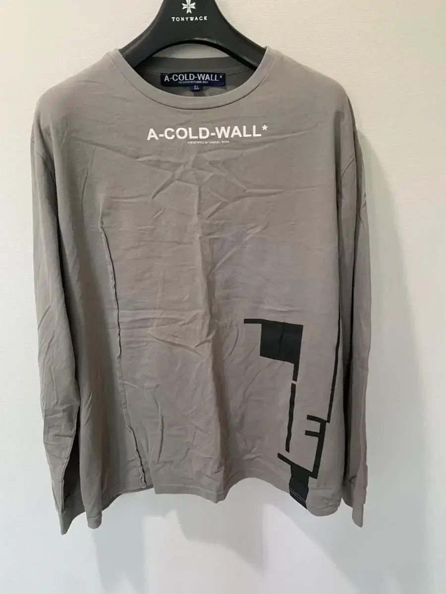 [XL] Accoldew Long Sleeve