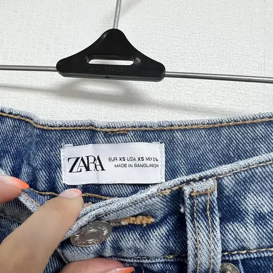 [원가15만원] 자라 ZARA a라인 데님 스커트 청치마 XS