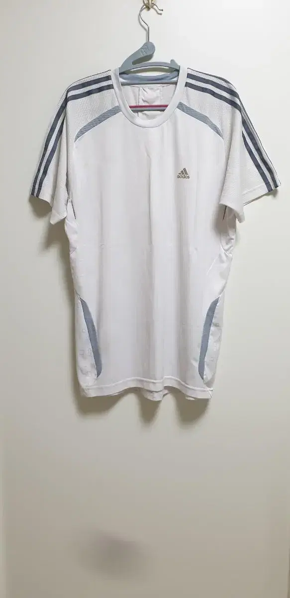 adidas Men's Sports T-Shirt