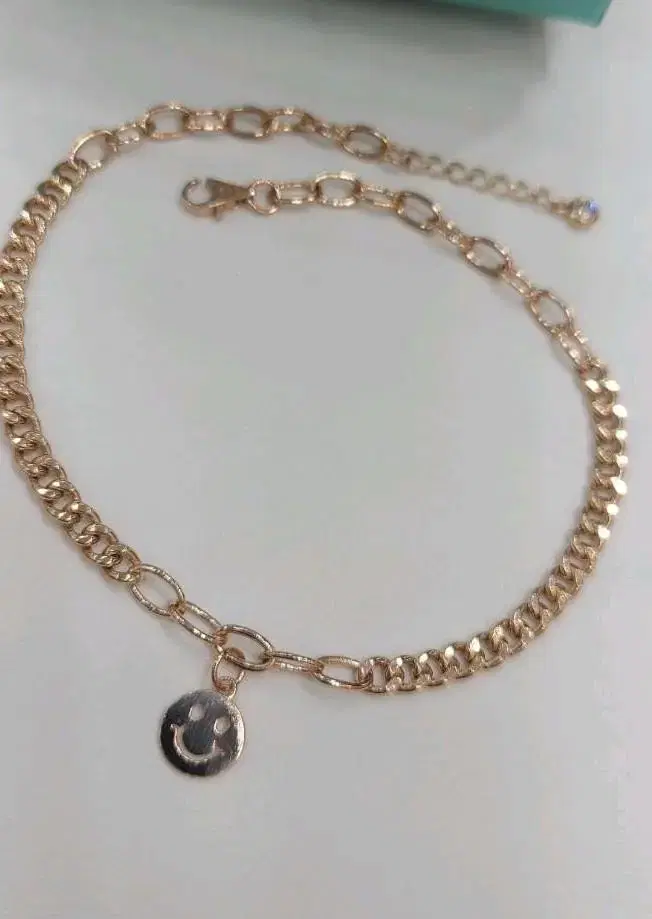 14k Smile Hollow Chain Anklet