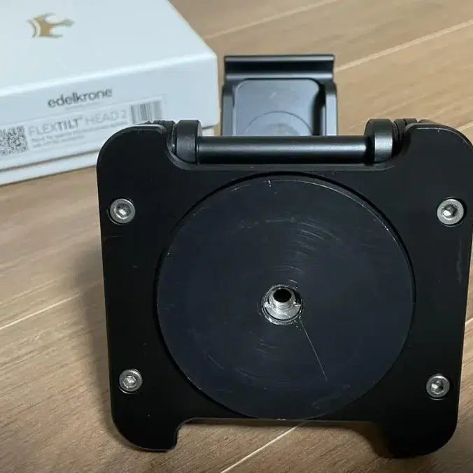 에델크론 Edelkrone flextilt head2