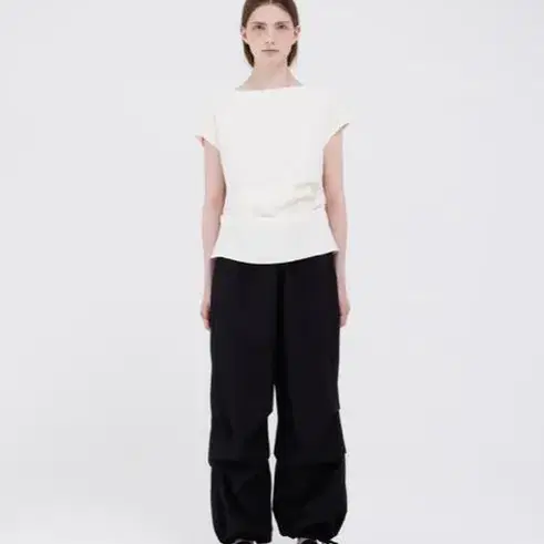 아키텍트 Architekt side tuck blouse (cream)