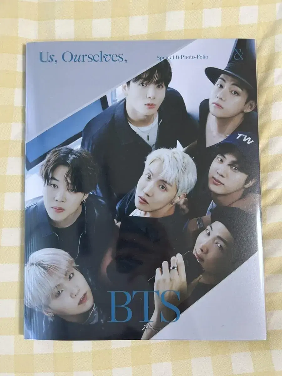 BTS collective special photobook (Photocard X)