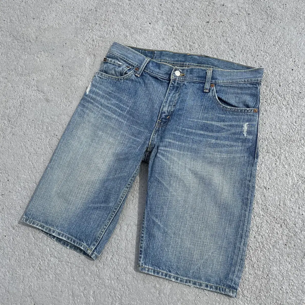 LEVI'S  denim shorts